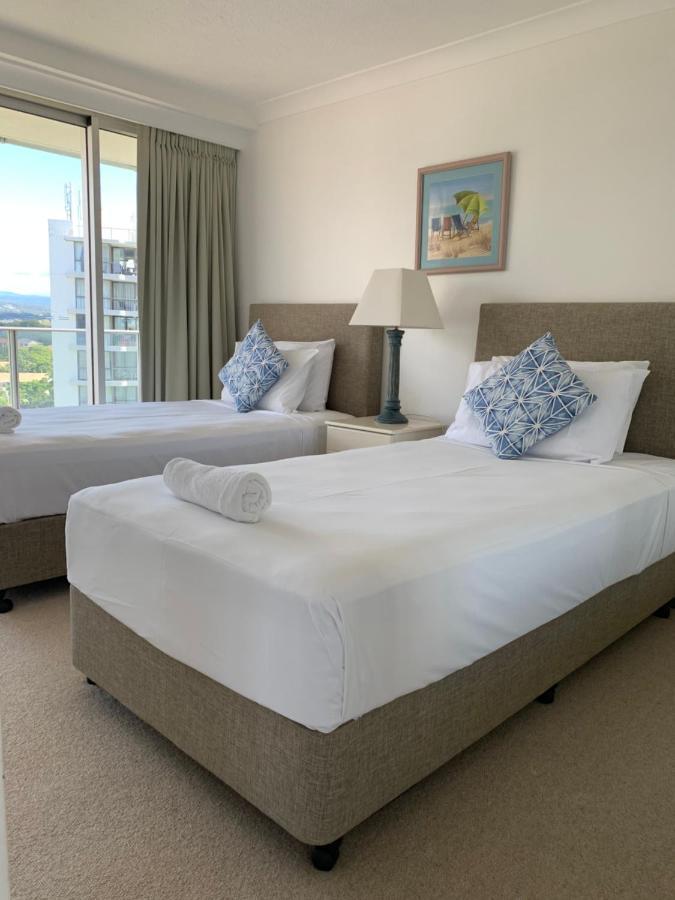 Pacific Regis Beachfront Holiday Apartments Gold Coast Eksteriør bilde