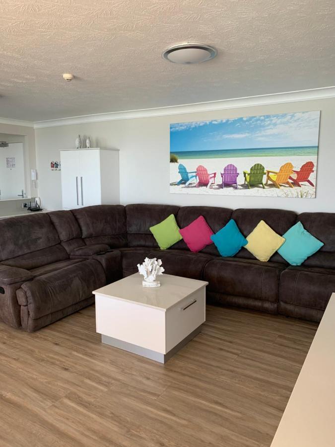 Pacific Regis Beachfront Holiday Apartments Gold Coast Eksteriør bilde