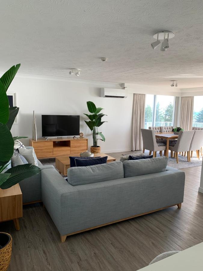 Pacific Regis Beachfront Holiday Apartments Gold Coast Eksteriør bilde