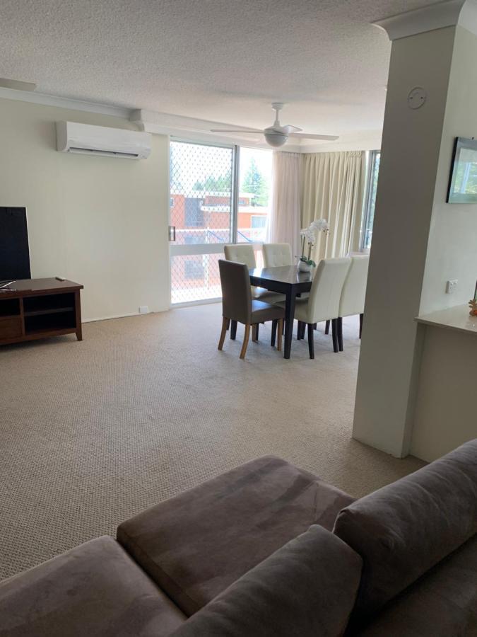 Pacific Regis Beachfront Holiday Apartments Gold Coast Eksteriør bilde