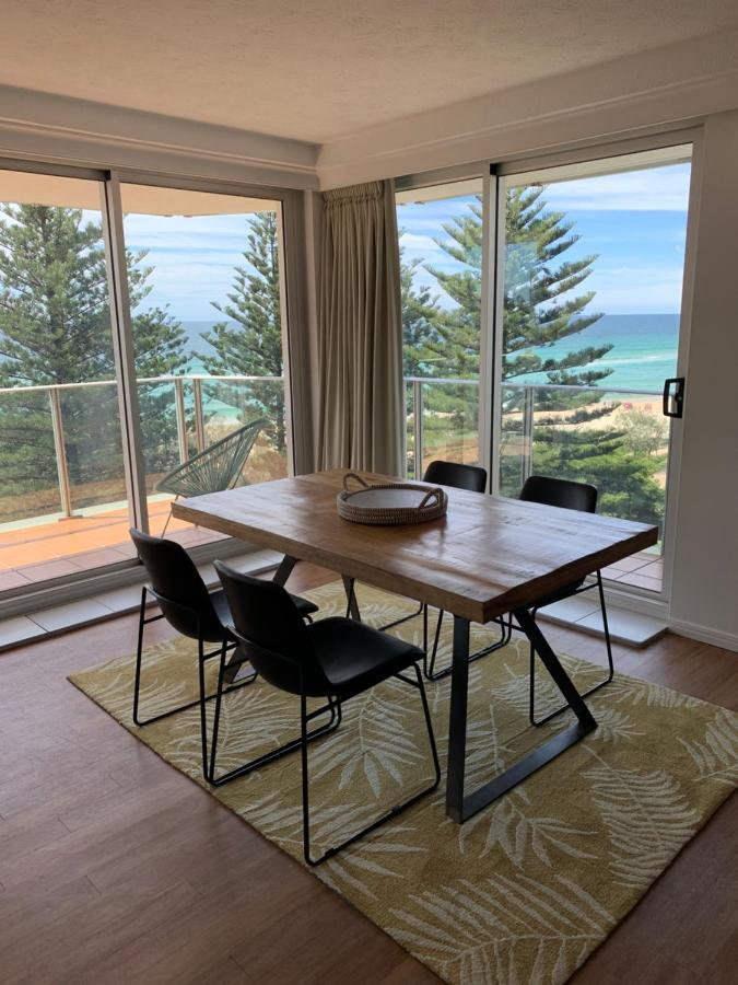 Pacific Regis Beachfront Holiday Apartments Gold Coast Eksteriør bilde