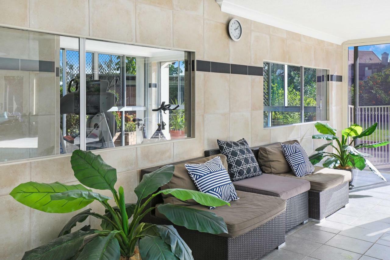 Pacific Regis Beachfront Holiday Apartments Gold Coast Eksteriør bilde